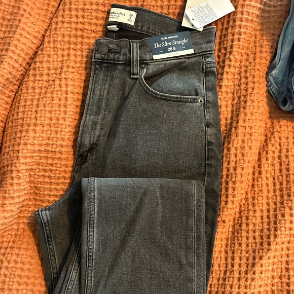 Abercrombie slim straight, curve love - Picture 2 of 2